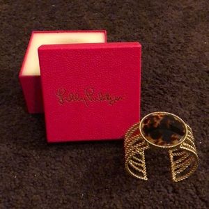 Lilly Pulitzer bracelet. New inbox never used
